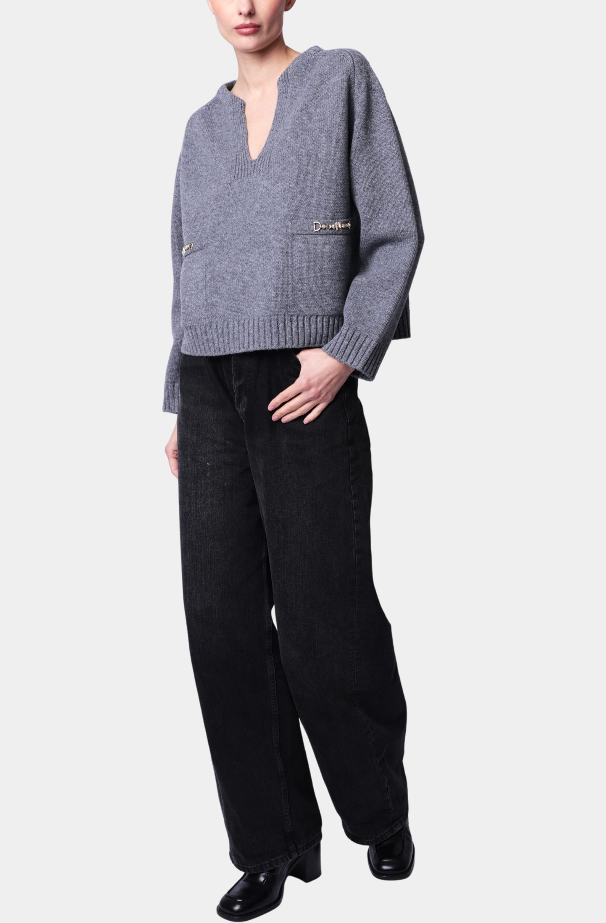 Long Sleeve Sweater With Pockets