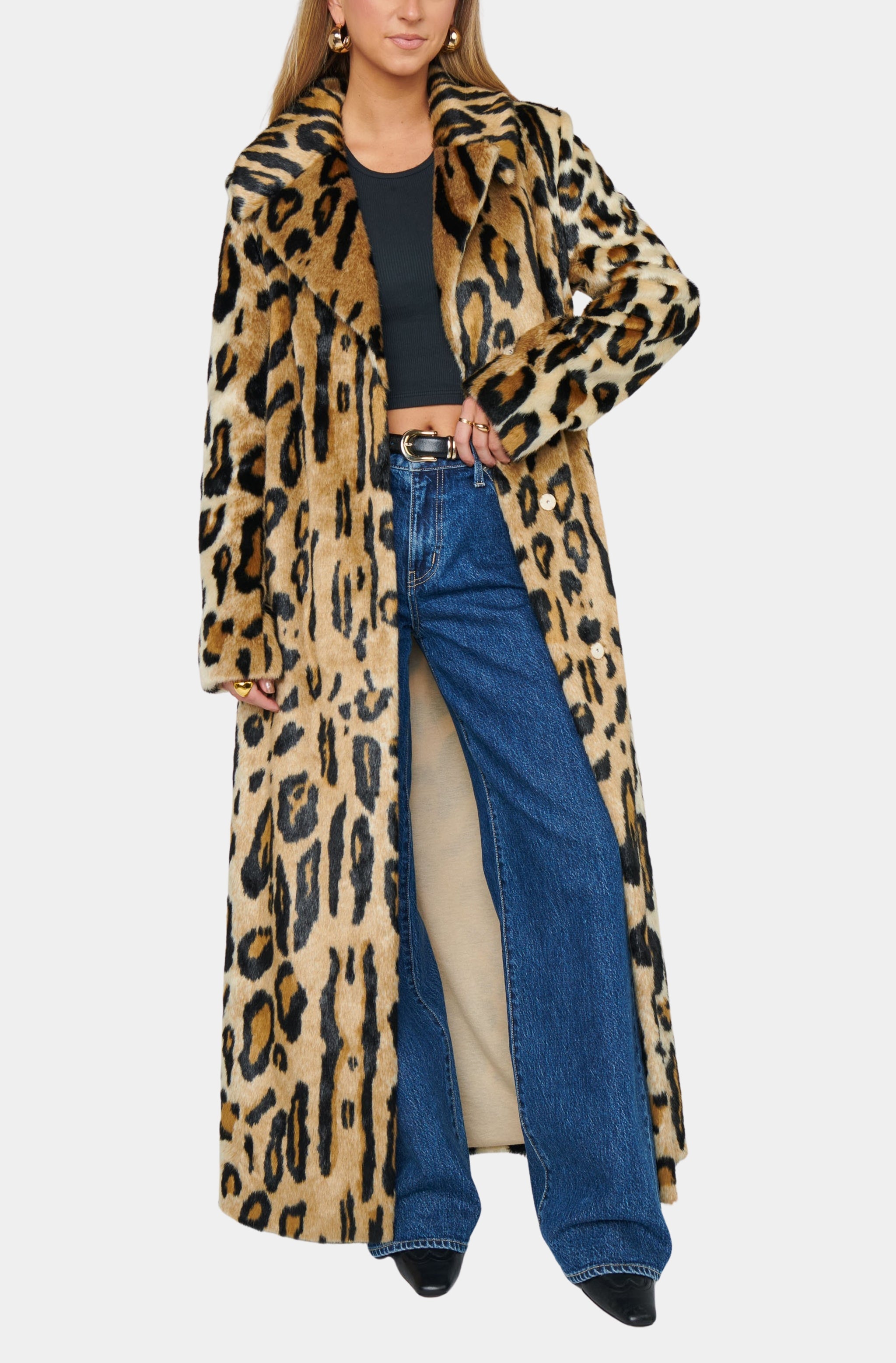 Miss Cindy Overcoat