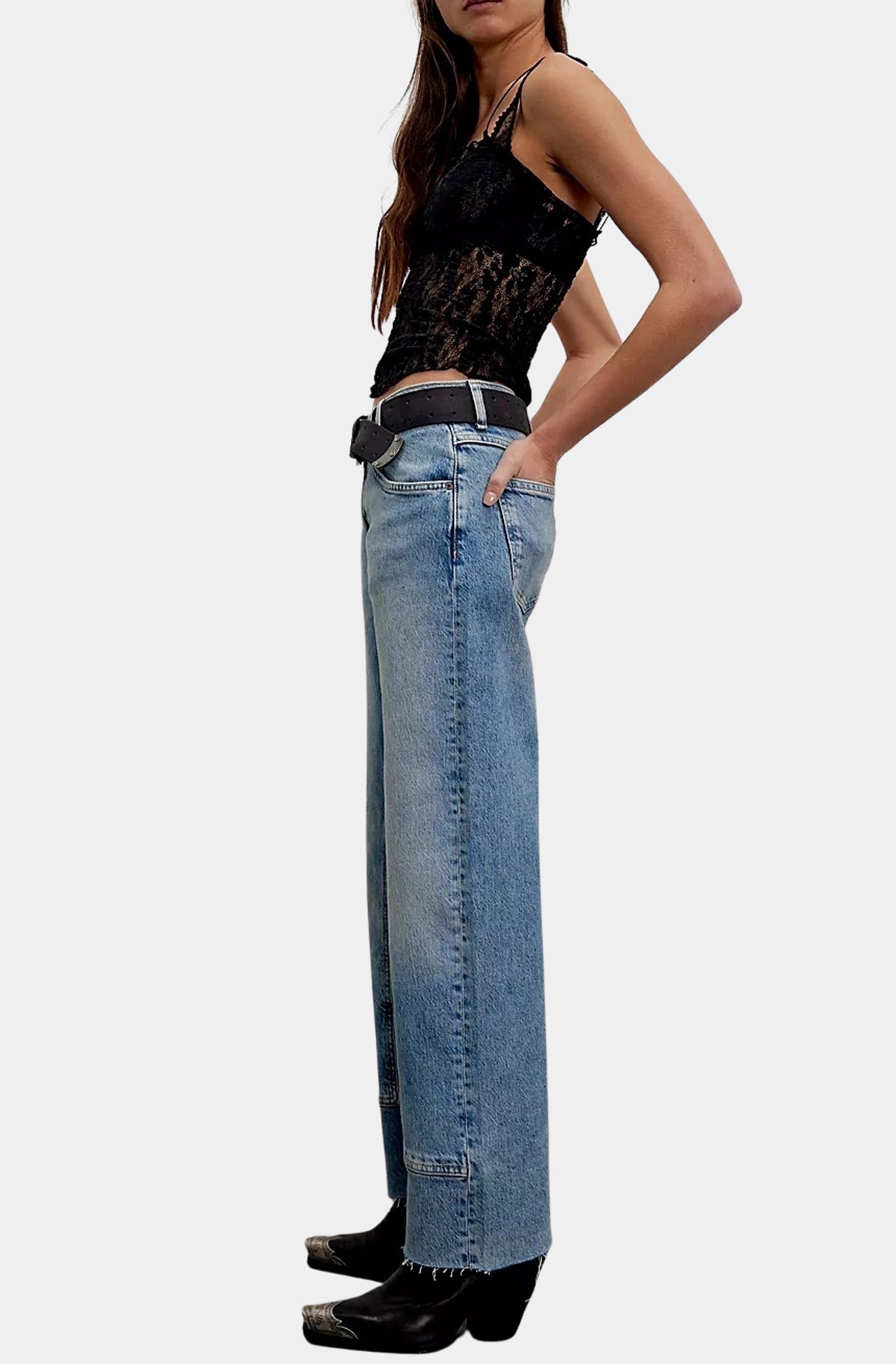 Risk Taker Mid-Rise Jeans