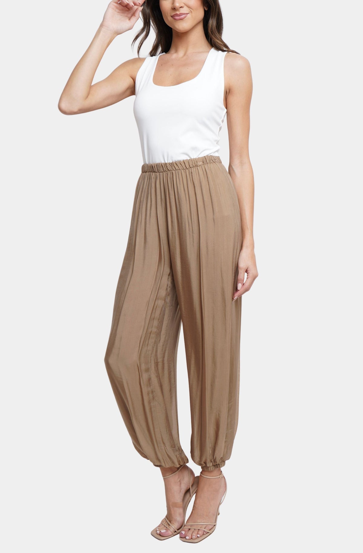 Tainá Pant