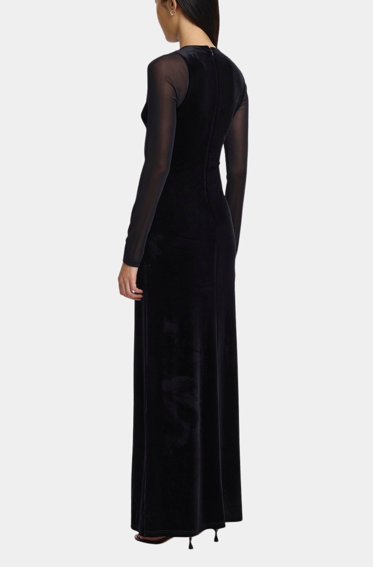 Sigrid Gown